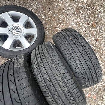 Диски Volkswagen R16 с шинами