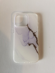 Новые силиконовые чехлы для iPhone 13 (2 фото из 5)