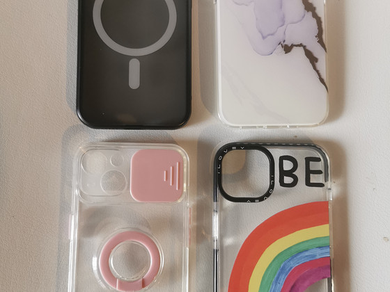 Новые силиконовые чехлы для iPhone 13