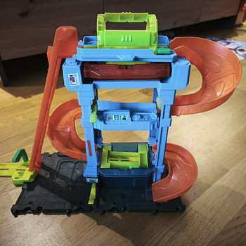 HOT WHEELS City mängurada - värvimuutev tunnelpesula