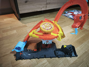 HOT WHEELS City näljase kobra rada (1 foto / 3)