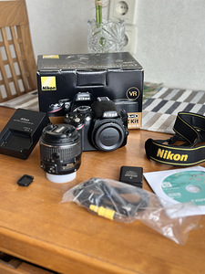 Nikkon d3200+Nikkor 18-55 VR 2 (1 foto / 9)