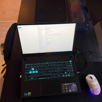 Msi cyborg 15 // Rtx 4060 8gb // i7-13620h // 16gb ddr5