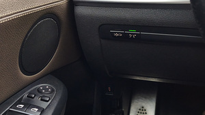 BMW X3 (13 фото из 15)