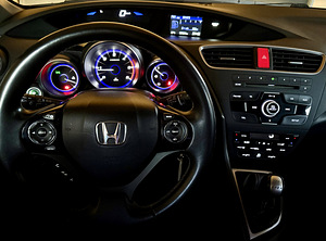 Honda Civic (9 фото из 11)