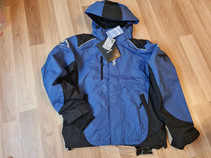 Univern XL (3 фото из 7)