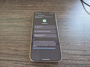 Pixel 10 Pro XL 256gb белый (4 фото из 4)