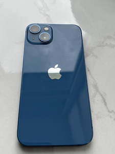 iPhone 13 (1 foto / 6)