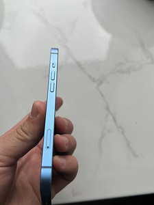 iPhone 13 (5 foto / 6)