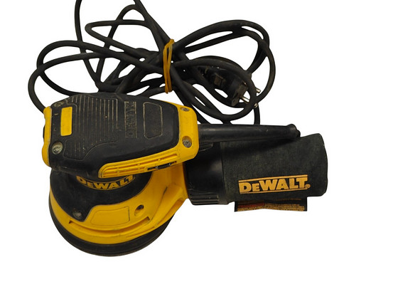 Lihvimismasin Dewalt DWE6423
