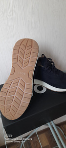 Hugo Boss (3 foto / 7)