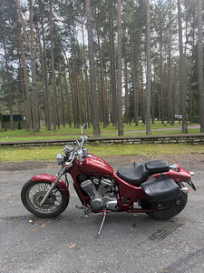 Honda shadow VT600 1993 (3 foto / 6)