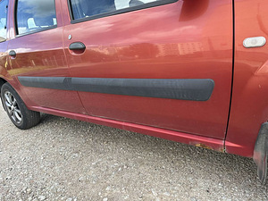 Dacia Logan (7 фото из 12)