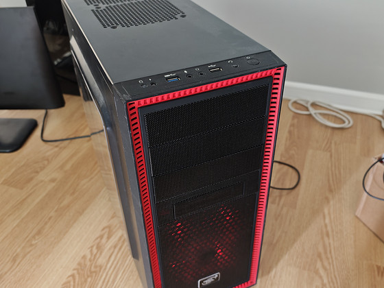 Настольный компьютер i5-4440, 8 ГБ RAM, Gtx 660 3 ГБ, SSD 250 ГБ