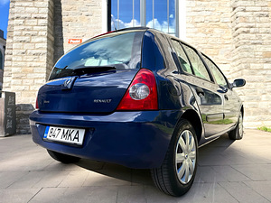 RENAULT CLIO FACELIFT / РЕГ. ОПЛАЧЕН / ТО 09.2027 (3 фото из 15)