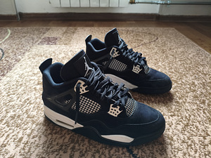 Nike Air Jordan 4 (1 foto / 6)