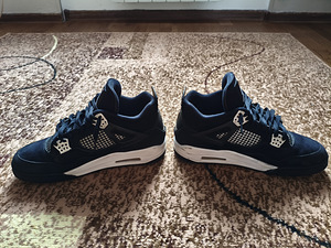 Nike Air Jordan 4 (4 foto / 6)