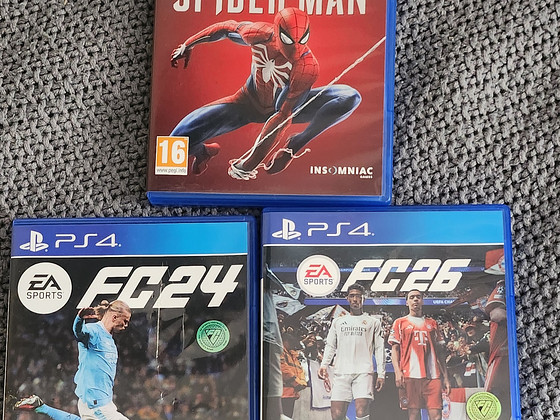 PS4