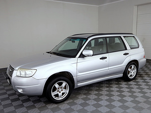 Subaru Forester Facelift AWD 2.0 116kW (2 фото из 7)