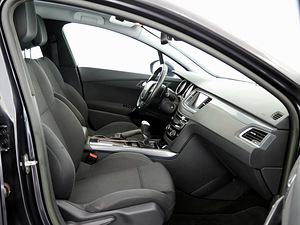 Peugeot 508 Elegance Facelift ATM 1.6 HDi 84kW (6 фото из 8)