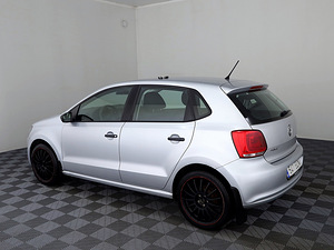 Volkswagen Polo Comfortline 1.4 63kW (4 фото из 8)