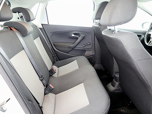 Volkswagen Polo Comfortline 1.4 63kW (7 фото из 8)