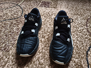 Nike (2 фото из 7)