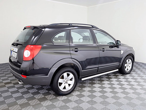 Chevrolet Captiva Luxury ATM 2.0 VCDi 110kW (3 фото из 8)