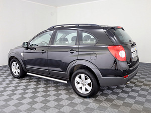 Chevrolet Captiva Luxury ATM 2.0 VCDi 110kW (4 фото из 8)