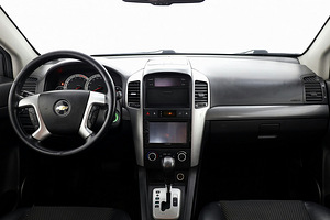 Chevrolet Captiva Luxury ATM 2.0 VCDi 110kW (5 фото из 8)