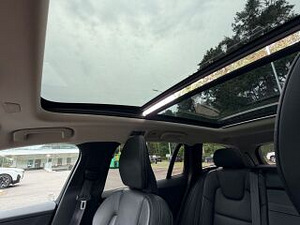 Volvo V60 Inscription 2.0 110 кВт (7 фото из 11)