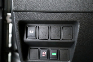 Nissan Qashqai Facelift ATM 1.2 85kW (8 фото из 9)