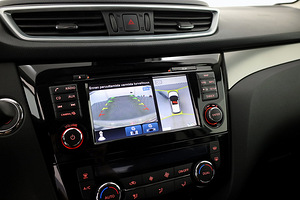 Nissan Qashqai Facelift ATM 1.2 85kW (9 фото из 9)
