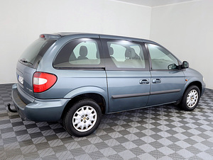 Chrysler Voyager Comfort Facelift ATM 2.8 CRD 110kW (3 foto / 8)