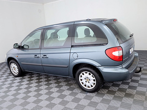 Chrysler Voyager Comfort Facelift ATM 2.8 CRD 110kW (4 foto / 8)