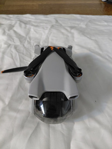 DJI Mini 3 + RC-N1 + battery (If you buy a bag as a gift !) (2 foto / 9)