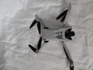 DJI Mini 3 + RC-N1 + battery (If you buy a bag as a gift !) (4 foto / 9)