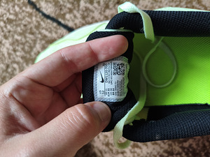Nike (4 фото из 7)