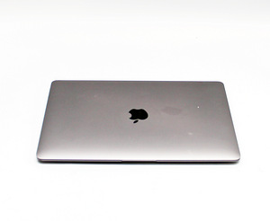 Sülearvuti Macbook Air 13 2020 8GB RAM 256GB SSD VARUOSADEKS (2 foto / 3)