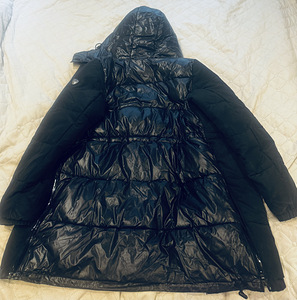 Пуховик Armani (2 фото из 2)