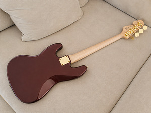 Squier 40th Anniversary Jazz Bass Gold Edition + rihm (4 foto / 5)