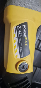 Полировщик PowerPlus POWX0474 (3 фото из 3)