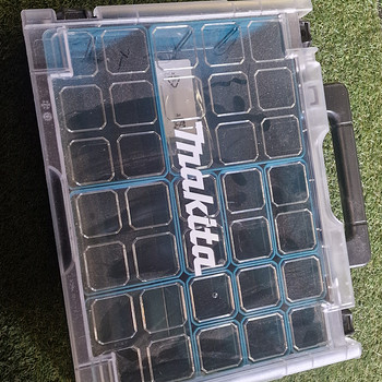 TARVIKUTE KOHVER MAKITA MAKPAC