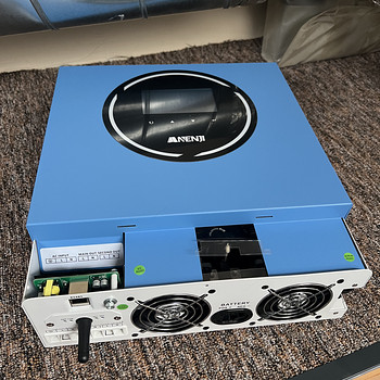 Hübriidinverter 4.2 KW , 48V