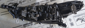 Toyota 81110-16840 8112B-16810 8110A-16810 (4 foto / 6)