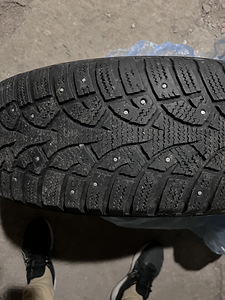 4 tk kasutatud naelrehvid 195/65 R15 (1 foto / 2)