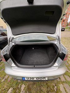 SEAT Cordoba 2008 1.4 (9 foto / 10)