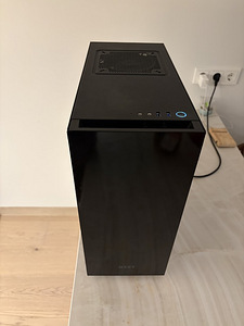 Lauaarvuti i5-7600k / GTX 1080 / 24GB / 240GB SSD / 2TB HDD (4 foto / 4)