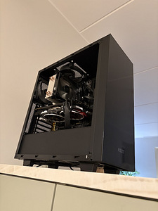 Lauaarvuti i5-7600k / GTX 1080 / 24GB / 240GB SSD / 2TB HDD (1 foto / 4)