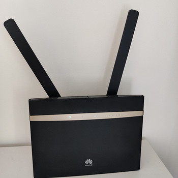 Беспроводной роутер Huawei B525s-23a 4G LTE категории 6